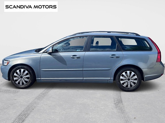 Volvo V50 2 of 20