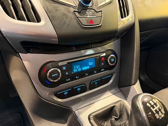 Ford Focus 13 of 24
