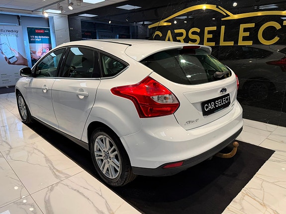 Ford Focus 3 of 24