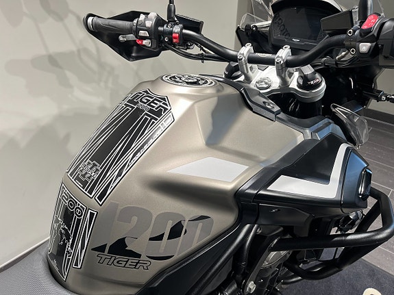 Triumph Tiger 1200 Desert Edition/3 väskor 7 of 17