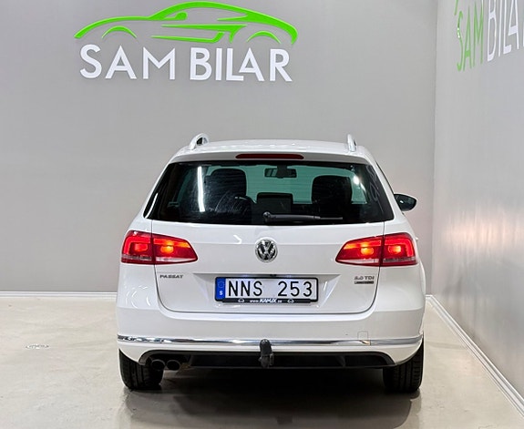 Volkswagen Passat 7 of 16