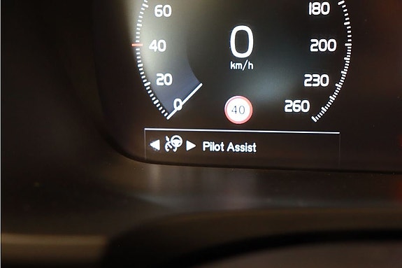Volvo V90 10 of 19