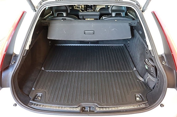 Volvo V90 7 of 19