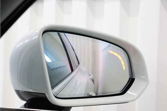 Volvo V90 17 of 19