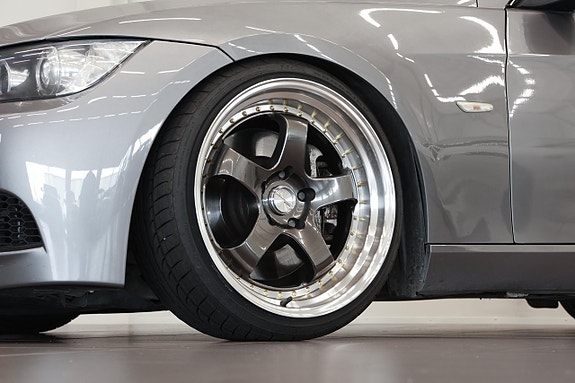 BMW 335d 6 of 16