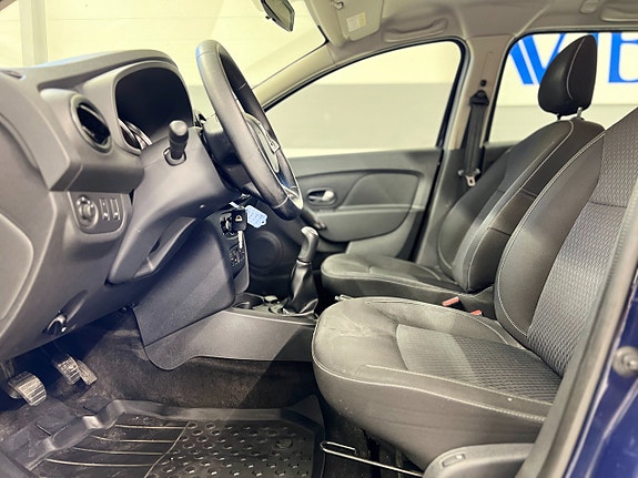 Dacia Logan 8 of 20