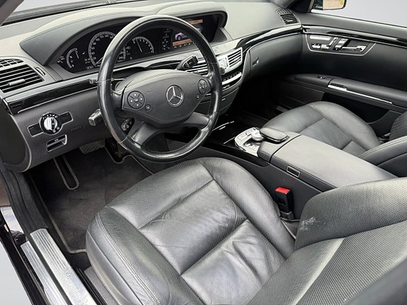 Mercedes-Benz S500 9 of 24