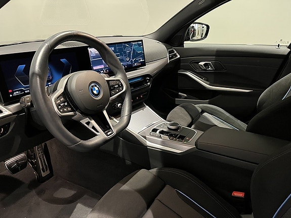 BMW 330e 11 of 19