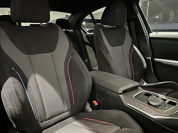 BMW 330e 17 of 19