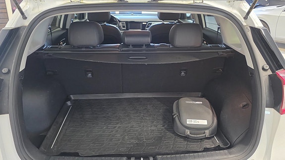 Kia Niro 9 of 19