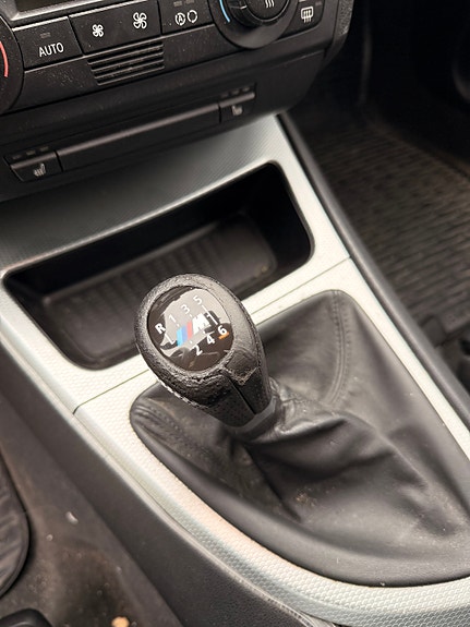 BMW 120i 10 of 11