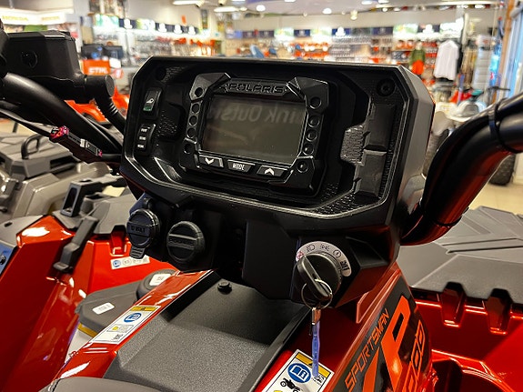 Polaris Sportsman XP 1000S LE 7 of 10