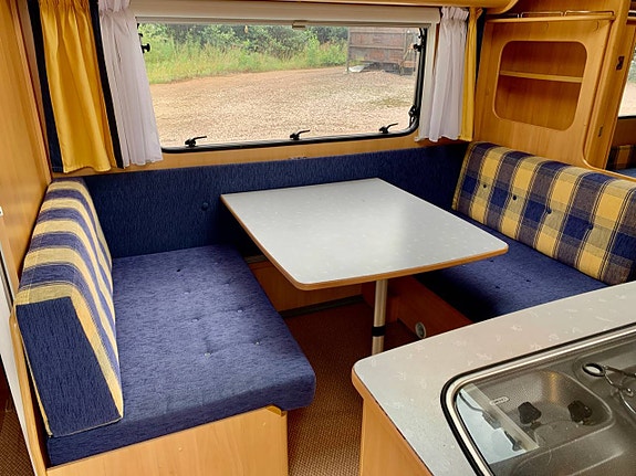 Dethleffs New Line 500 SK 2004 Barnkammarvagn 4 of 12