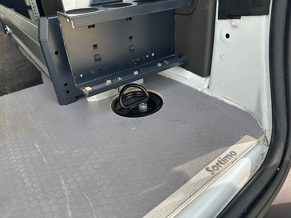 Ford Transit Connect 13 of 18