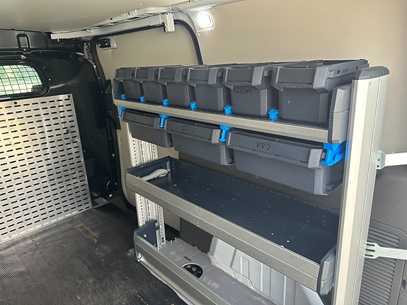 Ford Transit Connect 18 of 18