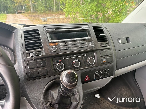 Volkswagen Transporter 14 of 28