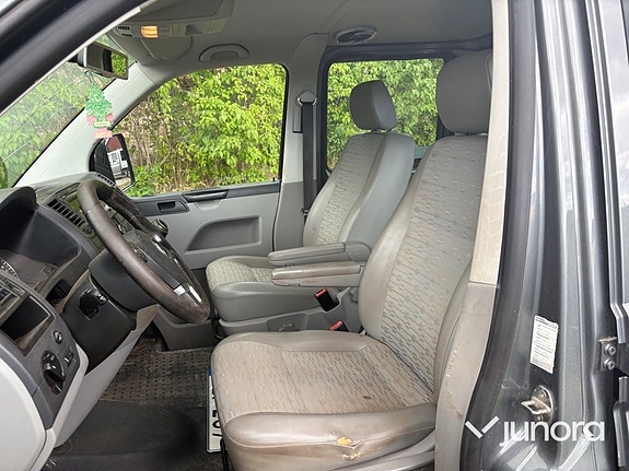 Volkswagen Transporter 10 of 28