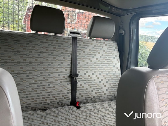 Volkswagen Transporter 19 of 28