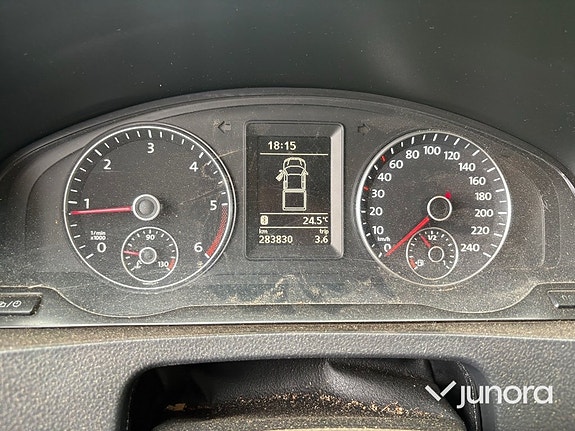 Volkswagen Transporter 13 of 28
