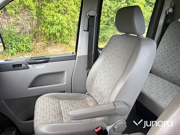 Volkswagen Transporter 17 of 28