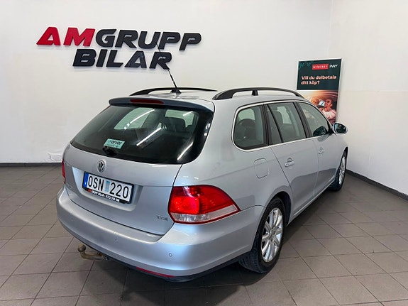 Volkswagen Golf V 5 of 17