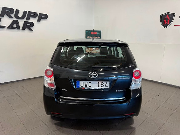 Toyota Verso 8 of 18
