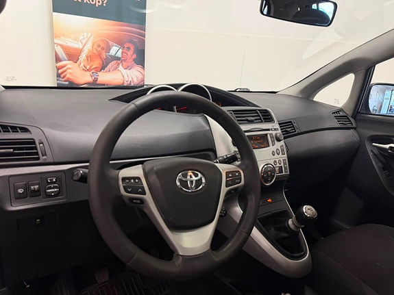 Toyota Verso 18 of 18