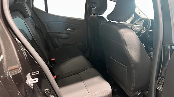 Dacia Sandero 5 of 9