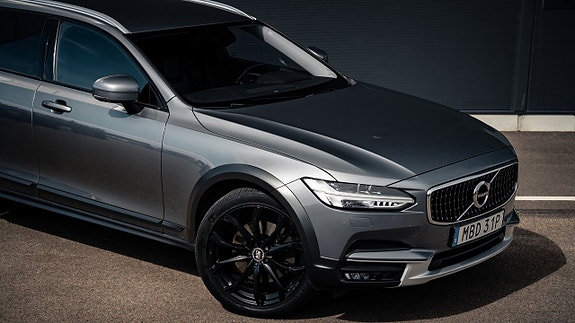 Volvo V90 Cross Country 6 of 24