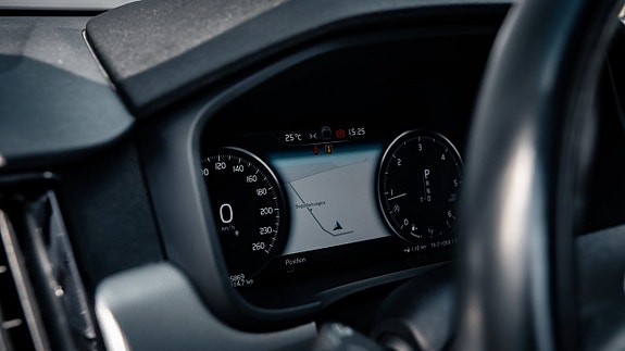 Volvo V90 Cross Country 8 of 24