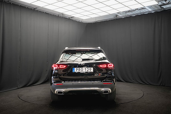 Mercedes-Benz GLA250 e 8 of 20