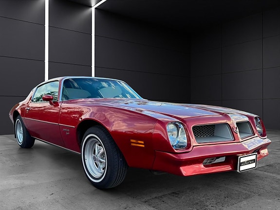 Pontiac Firebird 3 of 10