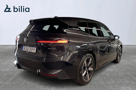 BMW iX 4 of 23