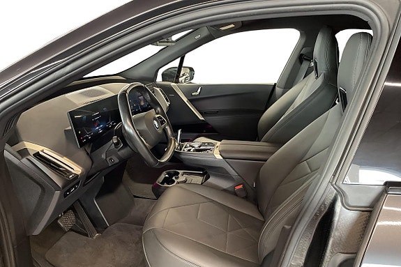 BMW iX 7 of 23