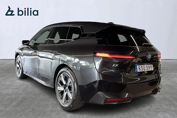 BMW iX 5 of 23