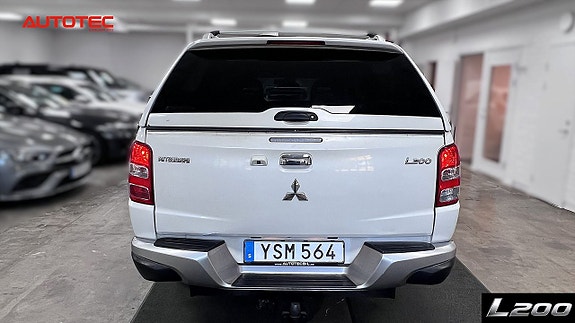 Mitsubishi L200 10 of 24
