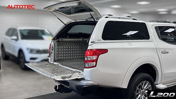Mitsubishi L200 9 of 24