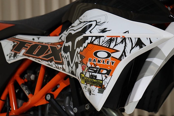 KTM 690 SMC R ABS Akrapovic 650 mil 11 of 17