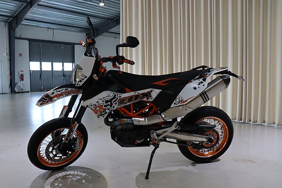 KTM 690 SMC R ABS Akrapovic 650 mil 4 of 17