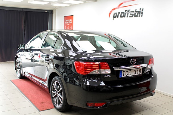 Toyota Avensis 5 of 22