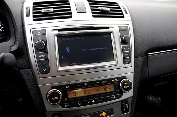 Toyota Avensis 11 of 22