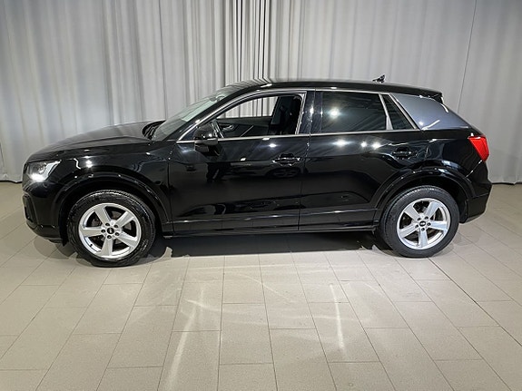 Audi Q2 3 of 19
