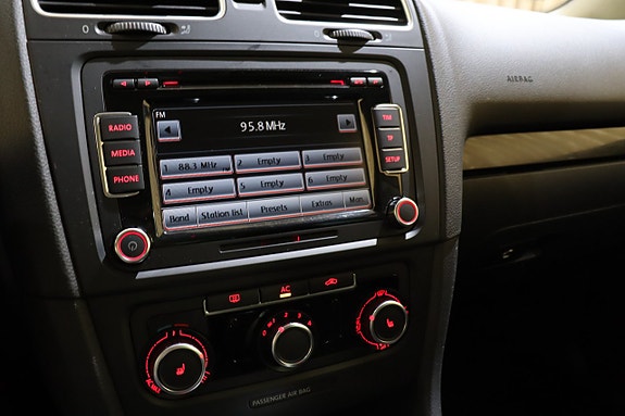 Volkswagen Golf VI 20 of 24