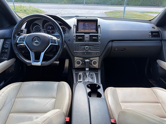 Mercedes-Benz C63 5 of 11