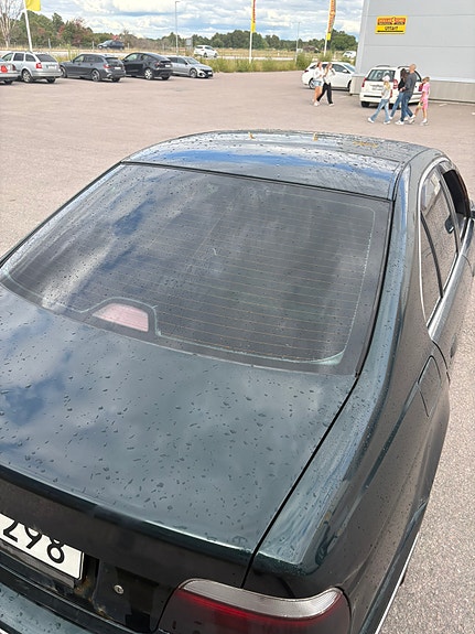 BMW 523i 6 of 20