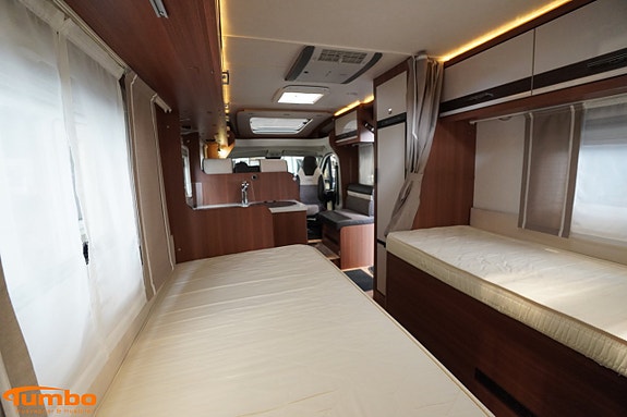 LMC T712 2xAC Alde Solcell 15 of 21