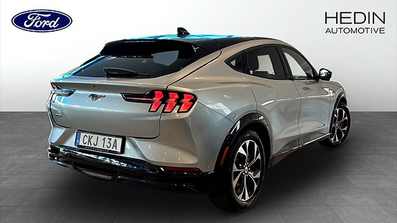 Ford Mustang Mach-E 2 of 14