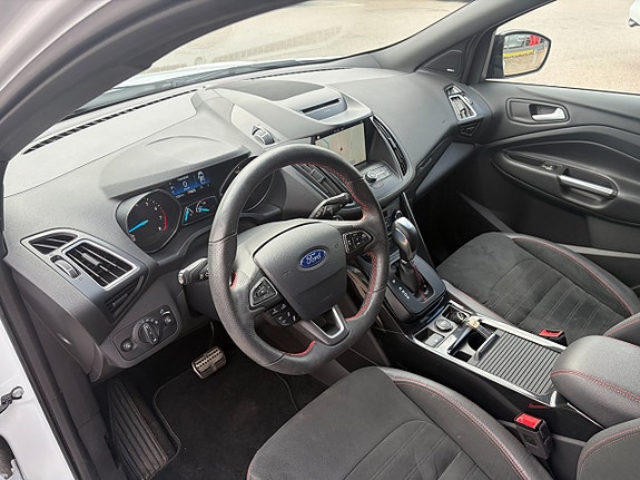 Ford Kuga 8 of 20