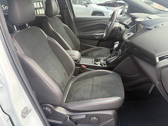 Ford Kuga 6 of 20