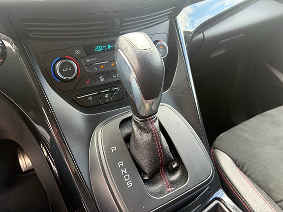 Ford Kuga 11 of 20
